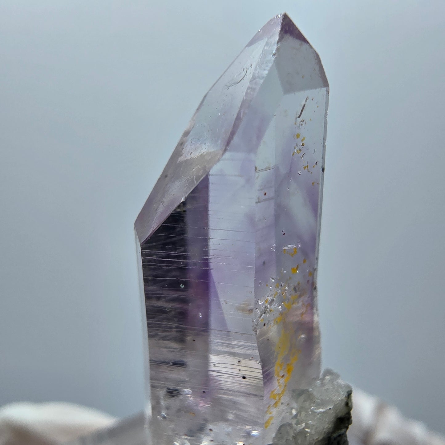 Klare Lemurian Phantom Amethyst Spitze Goboboseb Namibia 34*12*11mm #12883