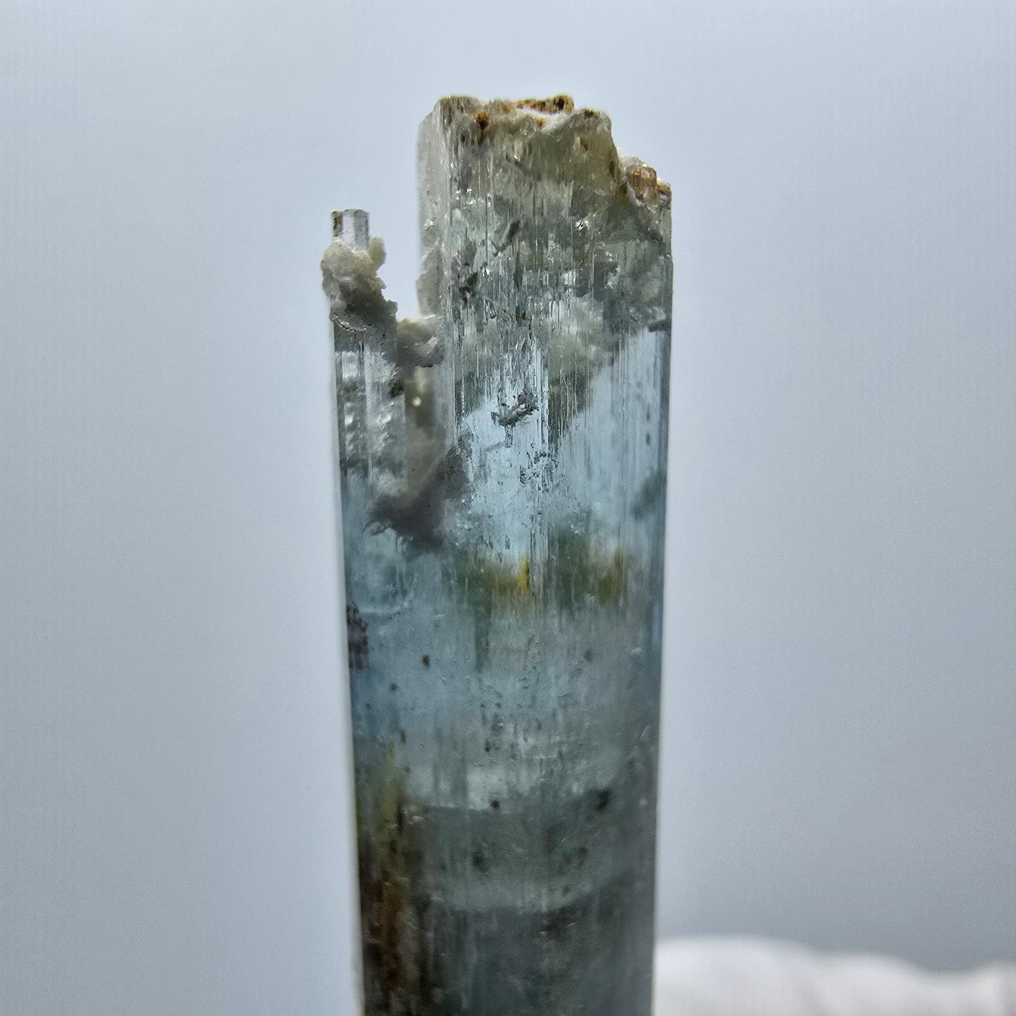 Klarer Aquamarin X Kristall Erongo, Namibia 42*18*11mm #12908