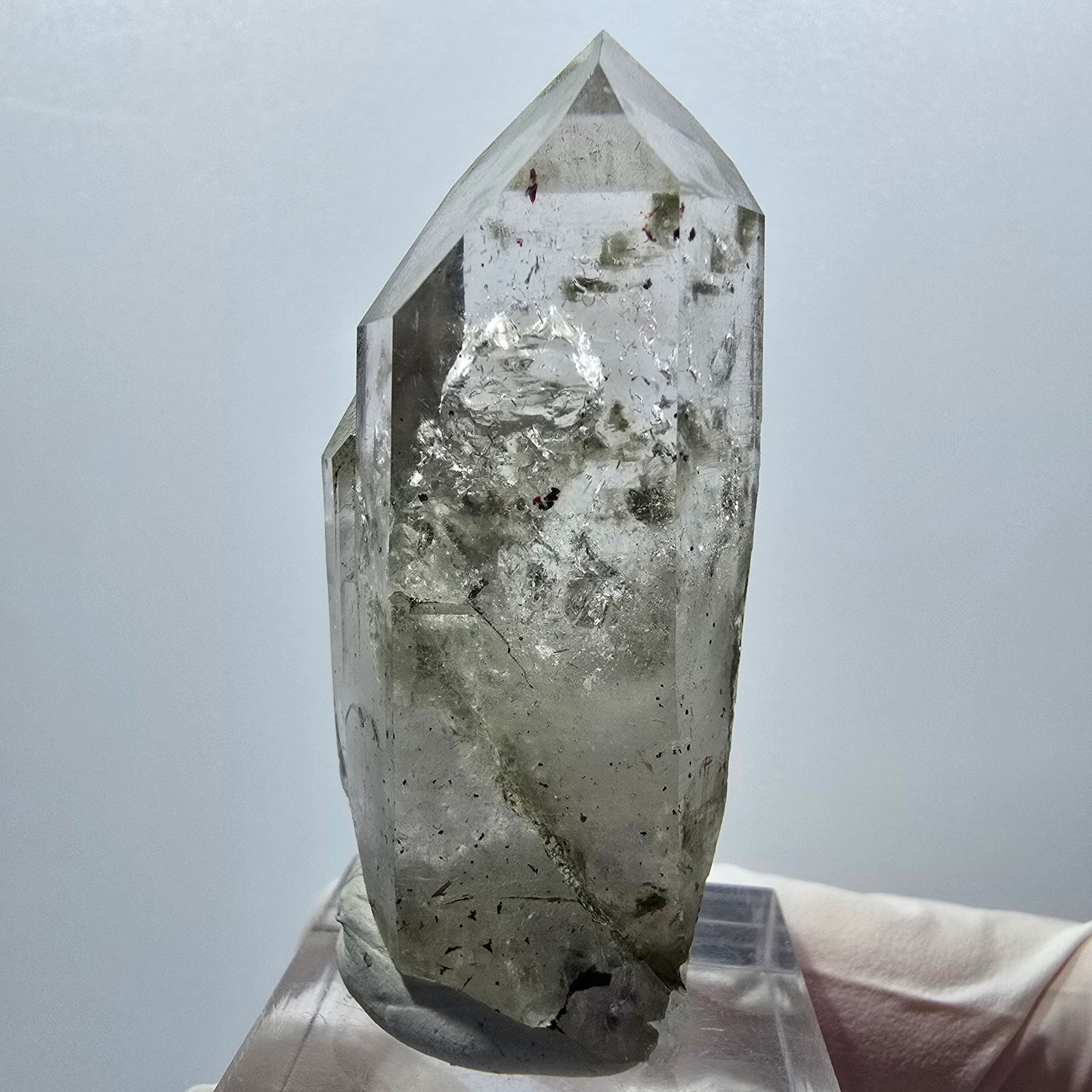 Enhydro Skelett Rauchquarz mit Chlorit, Hämatit, 1x Blase Streep Mine, Namibia 52*24*17mm #12913