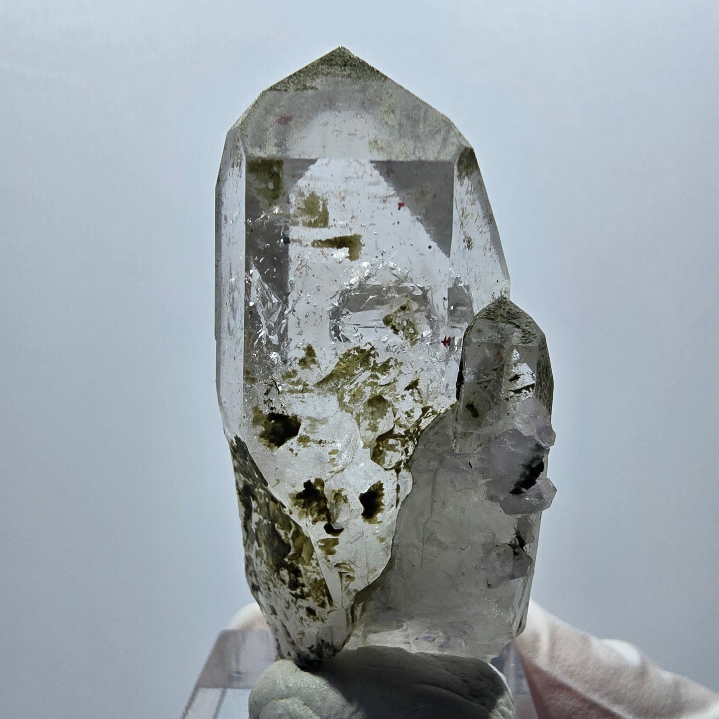 Enhydro Skelett Rauchquarz mit Chlorit, Hämatit, 1x Blase Streep Mine, Namibia 52*24*17mm #12913