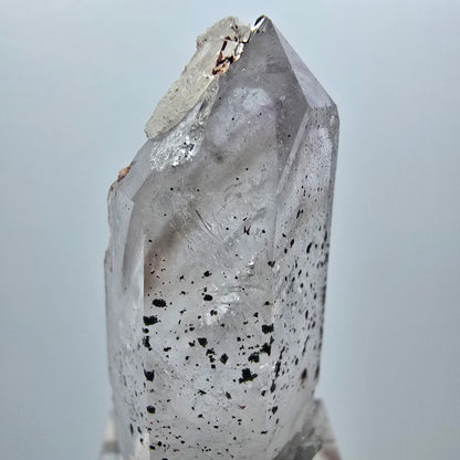 Enhydro Phantom Amethyst mit Hämatit, 2x Blase Streep Mine Goboboseb Namibia 48*22*19mm #12916
