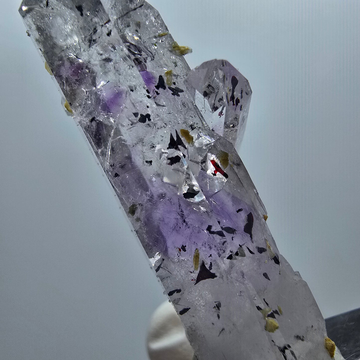Harlekin Skelett Amethyst mit Analcim, Stilbit Streep Mine Goboboseb Namibia 54*15*14mm #12931
