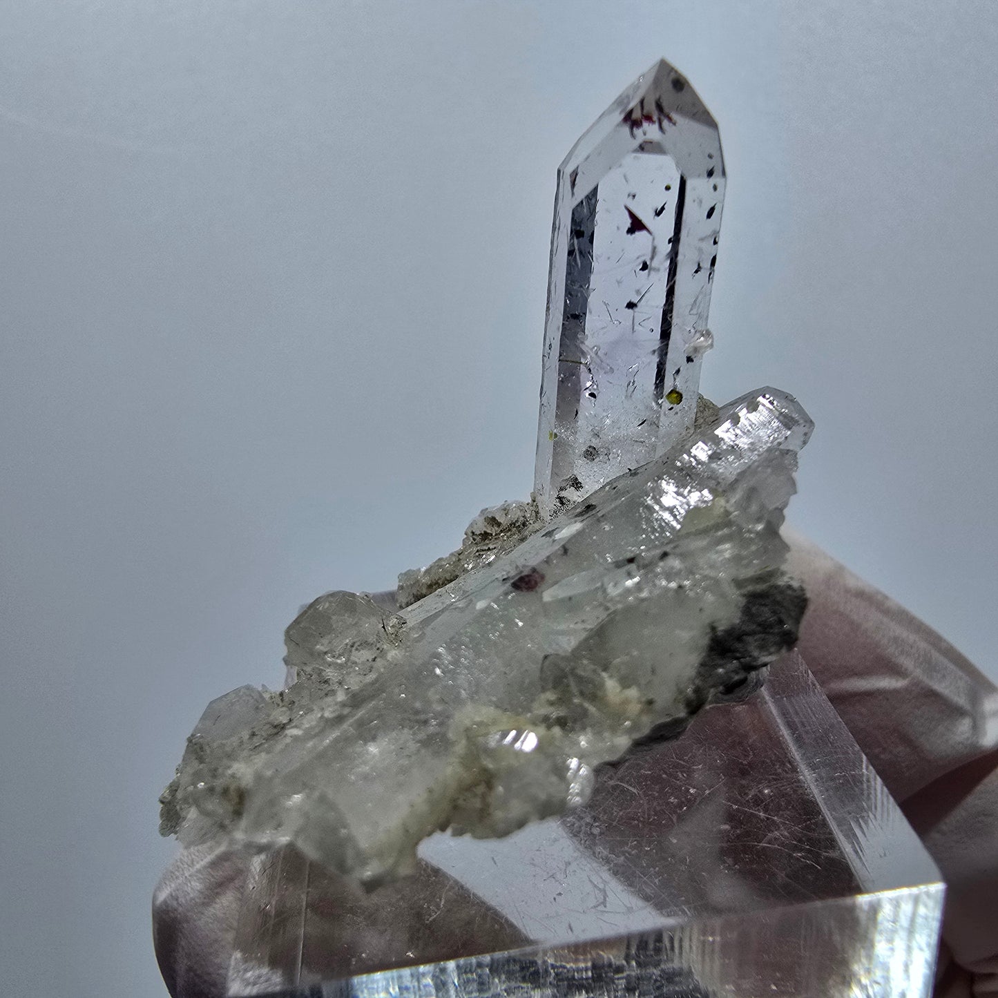 Harlekin Quarz mit Analcim, Epidot, Prehnit Streep Mine Goboboseb Namibia 37*25*24mm #12935