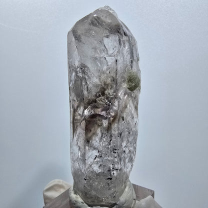 Skelett Phantom Amethyst mit Prehnit Streep Mine Goboboseb Namibia 69*33*22mm #12941