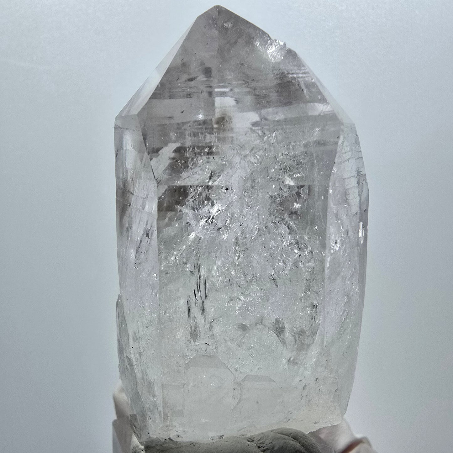 Quartz fumé fantôme Lémurien Enhydro avec Prehnite, 1x bulle Streep Mine Namibie 63*40*32mm #12947
