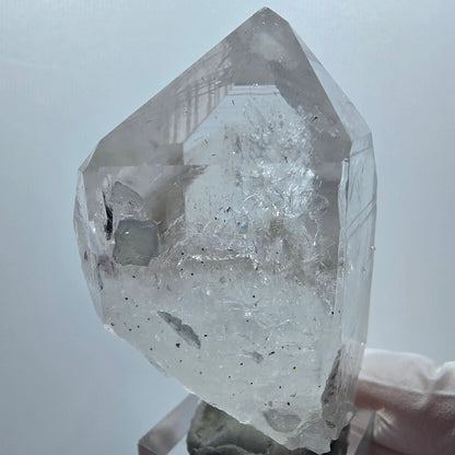 Quartz fumé fantôme Lémurien Enhydro avec Prehnite, 1x bulle Streep Mine Namibie 63*40*32mm #12947