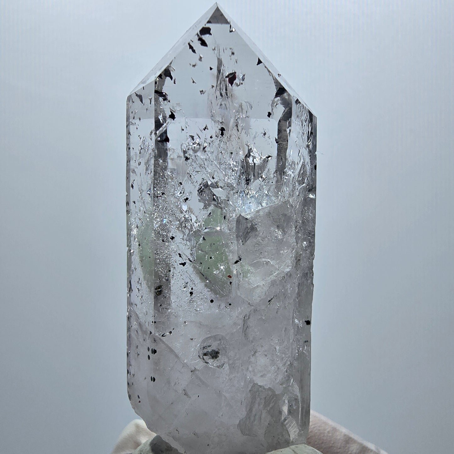 Enhydro Harlekin Phantom Rauchquarz mit Analcim, Prehnit Streep Mine, Namibia 64*22*22mm #12949
