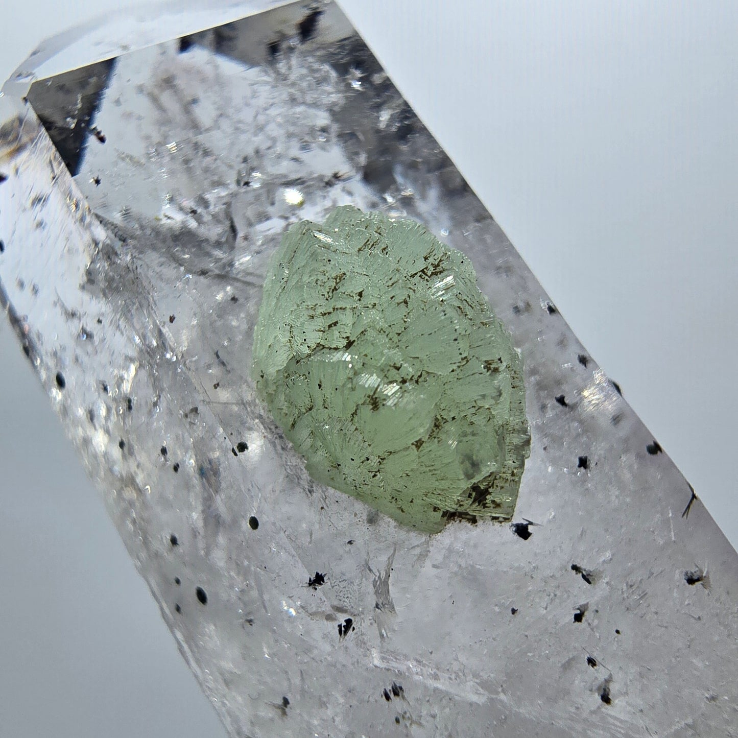 Enhydro Harlekin Phantom Rauchquarz mit Analcim, Prehnit Streep Mine, Namibia 64*22*22mm #12949