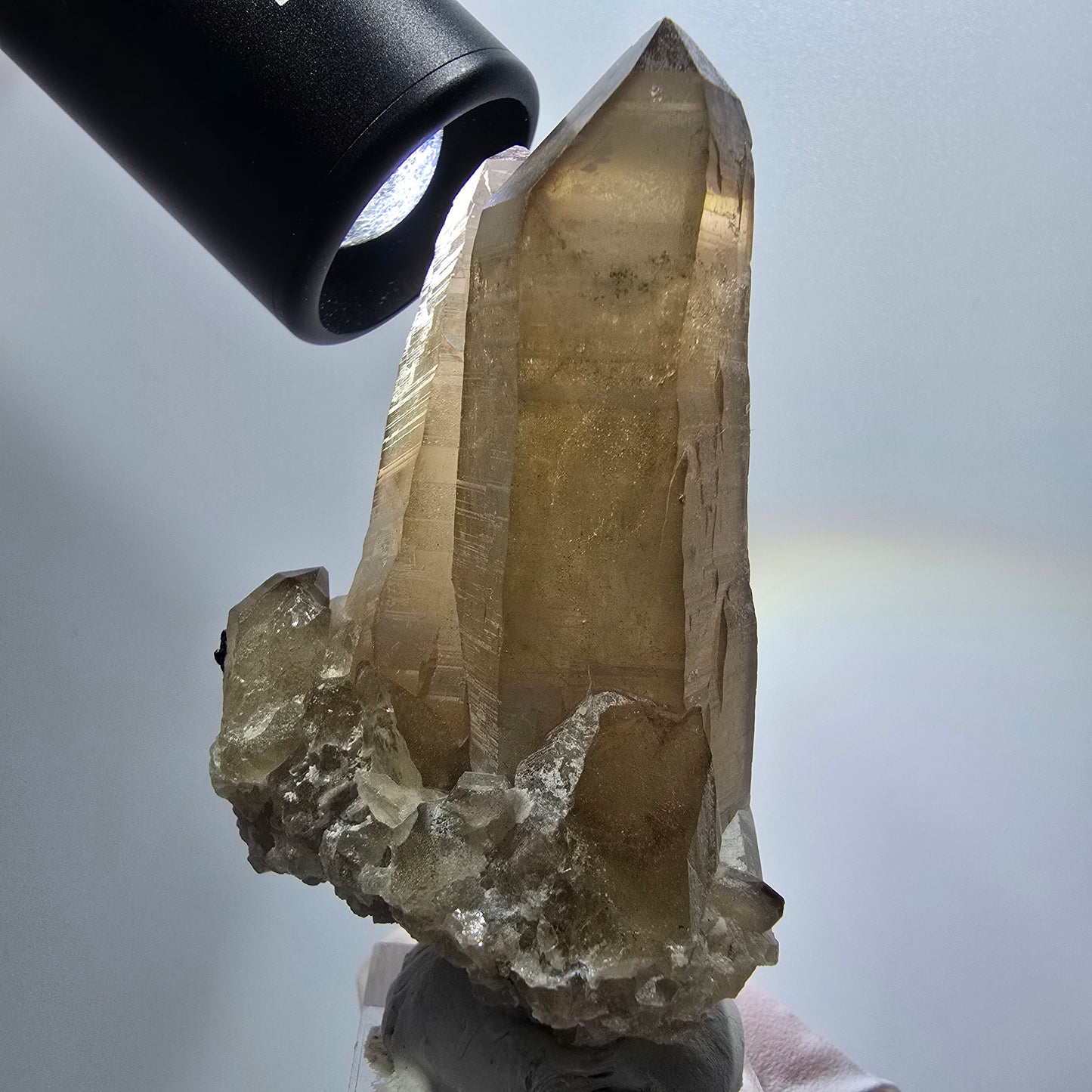 Skelett Phantom Rauchquarz mit Schörl Turmalin Stufe Erongo, Namibia 74*42*31mm #12961