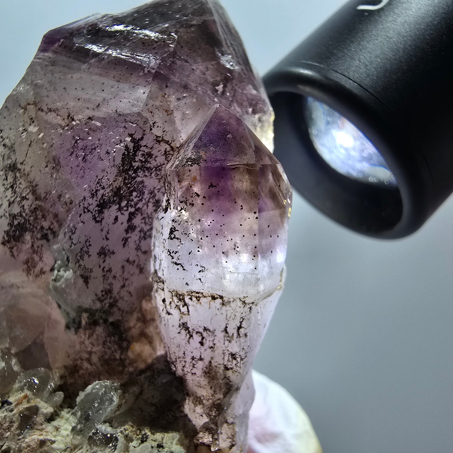 Skelett Phantom Amethyst Zepter auf Matrix Stufe Goboboseb, Namibia 66*48*45mm #12964