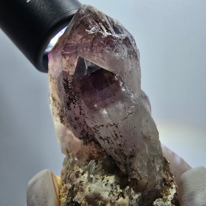 Skelett Phantom Amethyst Zepter auf Matrix Stufe Goboboseb, Namibia 66*48*45mm #12964