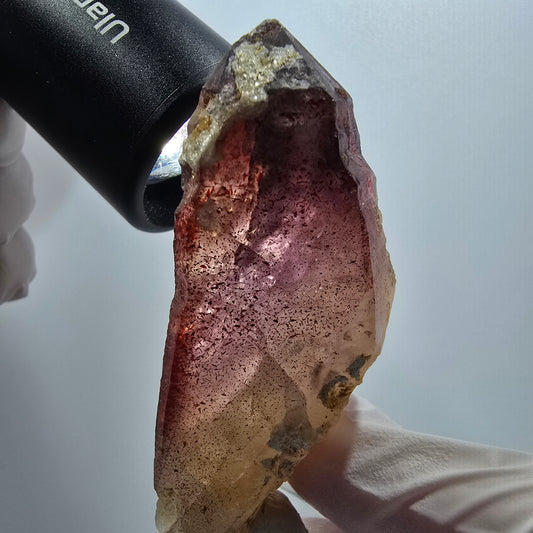 Skelett Phantom Amethyst mit Hyalit Opal auf Matrix Erongo, Namibia 72*32*23mm #12993