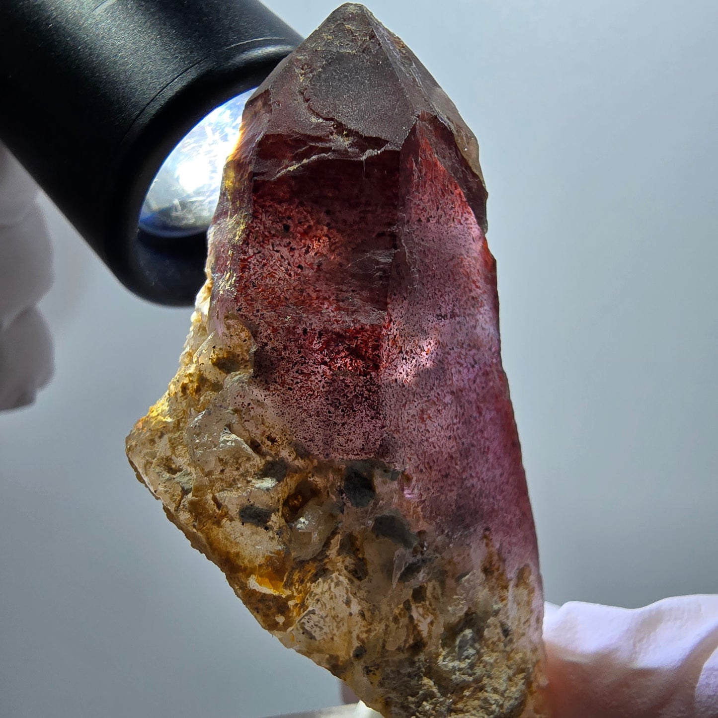 Skelett Phantom Amethyst mit Hyalit Opal auf Matrix Erongo, Namibia 72*32*23mm #12993