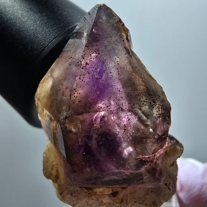 Enhydro Skelett Phantom Amethyst Spitze, 3x Blase Goboboseb, Namibia 46*27*21mm #12995