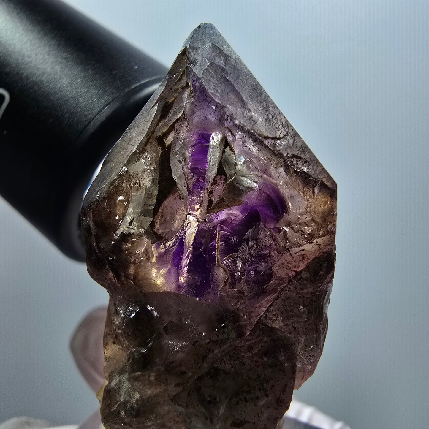 Enhydro Skelett Phantom Amethyst Spitze, 3x Blase Goboboseb, Namibia 46*27*21mm #12995