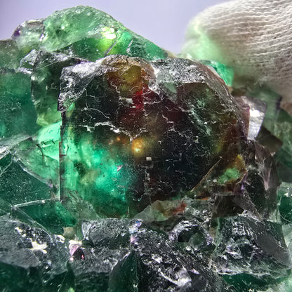 Grand spécimen de cube de fluorite fantôme parqueté, Okorusu zonal, Namibie, 84 x 74 x 23 mm 