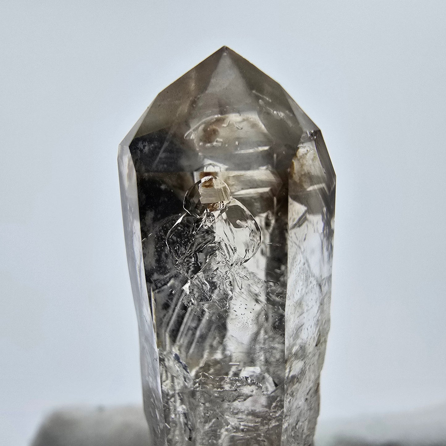 Enhydro Phantom Smoky Quartz Sceptre Tip 1x Bubble Goboboseb, Namibie 42*15*11mm 