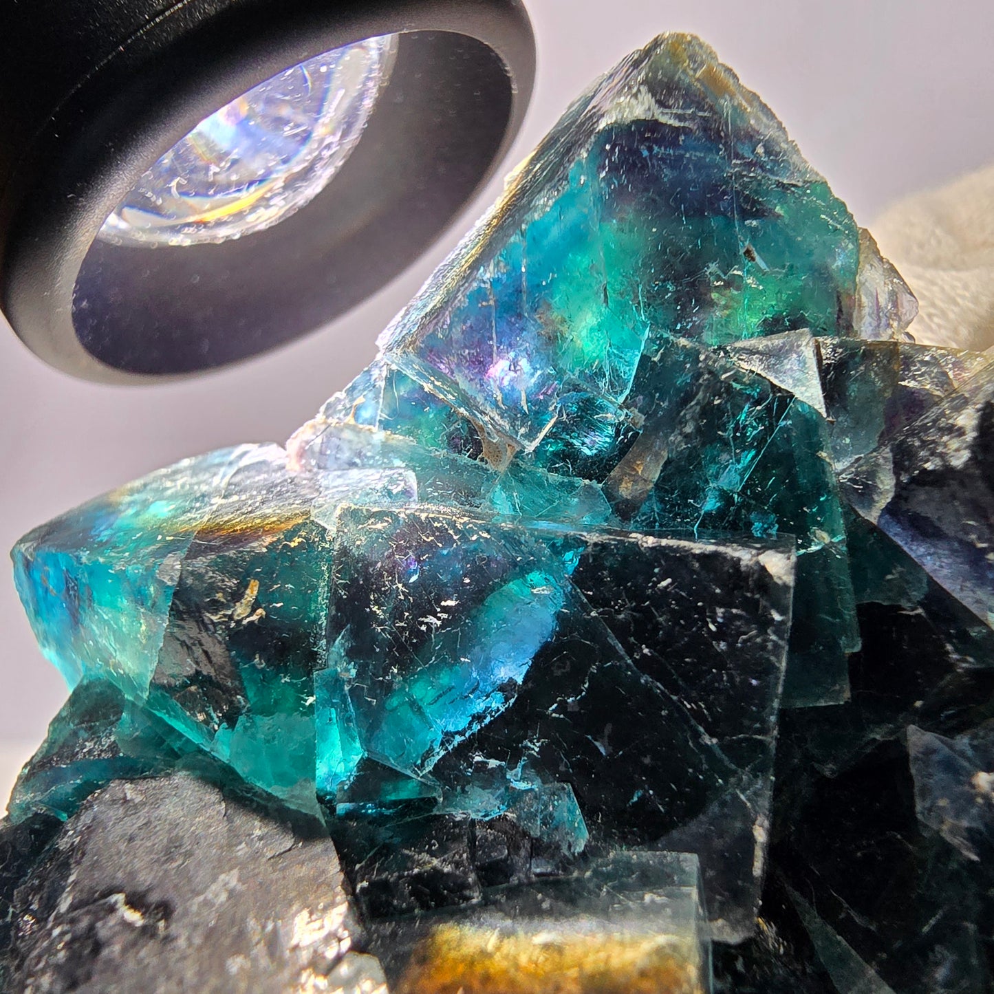 Rare spécimen de cube de fluorite fantôme, zonal – Nouvelle découverte ! Okorusu, Namibie, 67 x 62 x 27 mm 