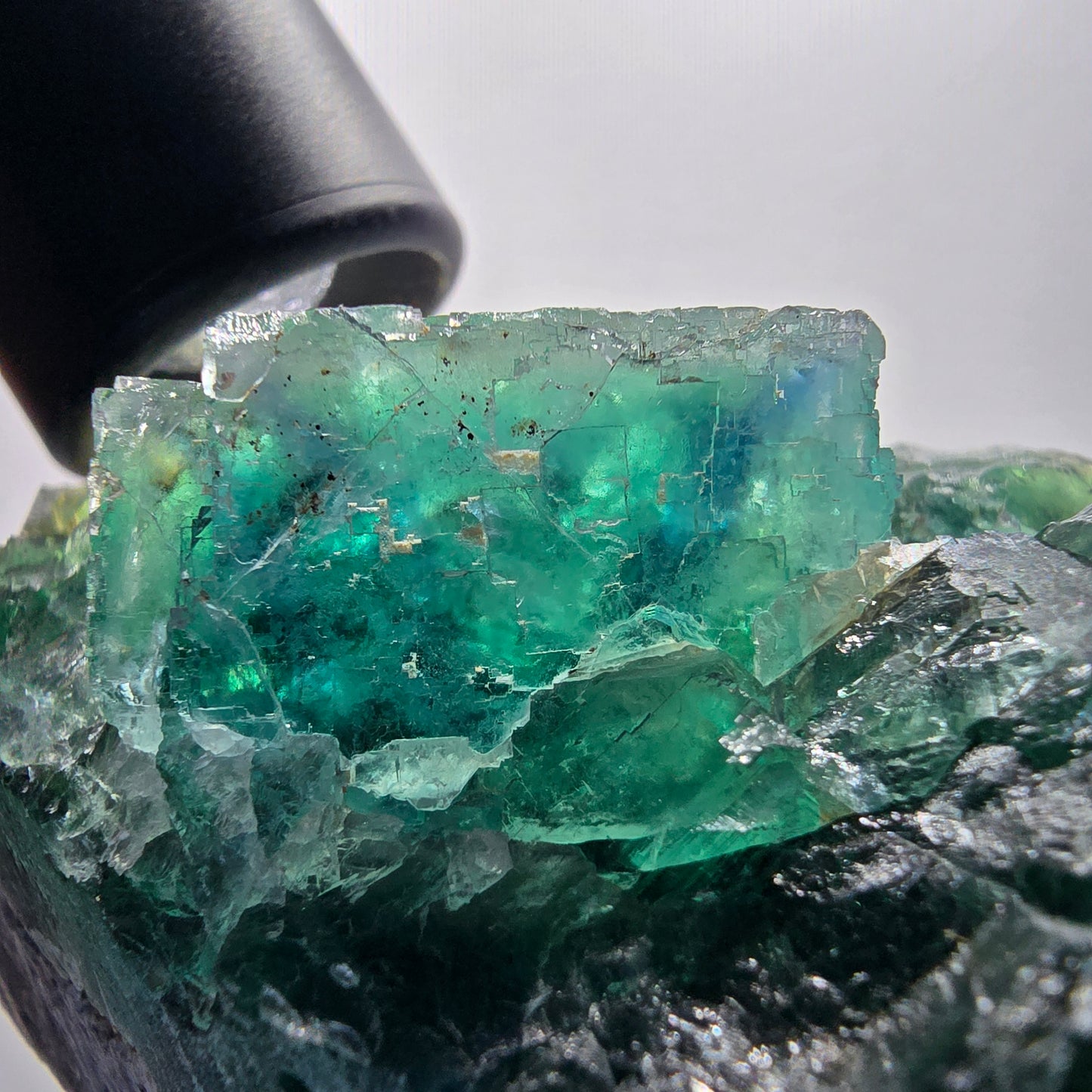 Phantom Fluorit Würfel Stufe, parkettiert grün Okorusu, Namibia 107*68*38mm #13060