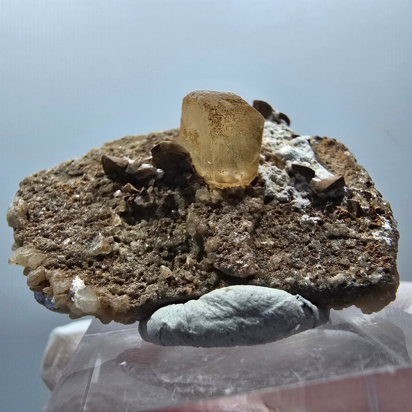 Seltene Calcit X auf Matrix Kristall Spitze, gelb Erongo, Namibia 40*28*13mm #13088