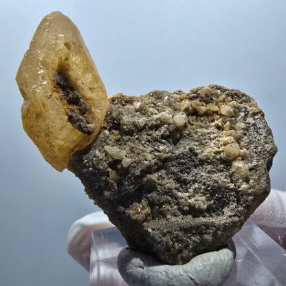 Seltene Calcit X auf Matrix Kristall Spitze, gelb Erongo, Namibia 41*33*21mm #13094