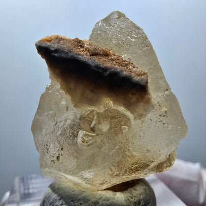 Seltene Calcit X auf Matrix Kristall Spitze, gelb Erongo, Namibia 30*24*18mm #13099