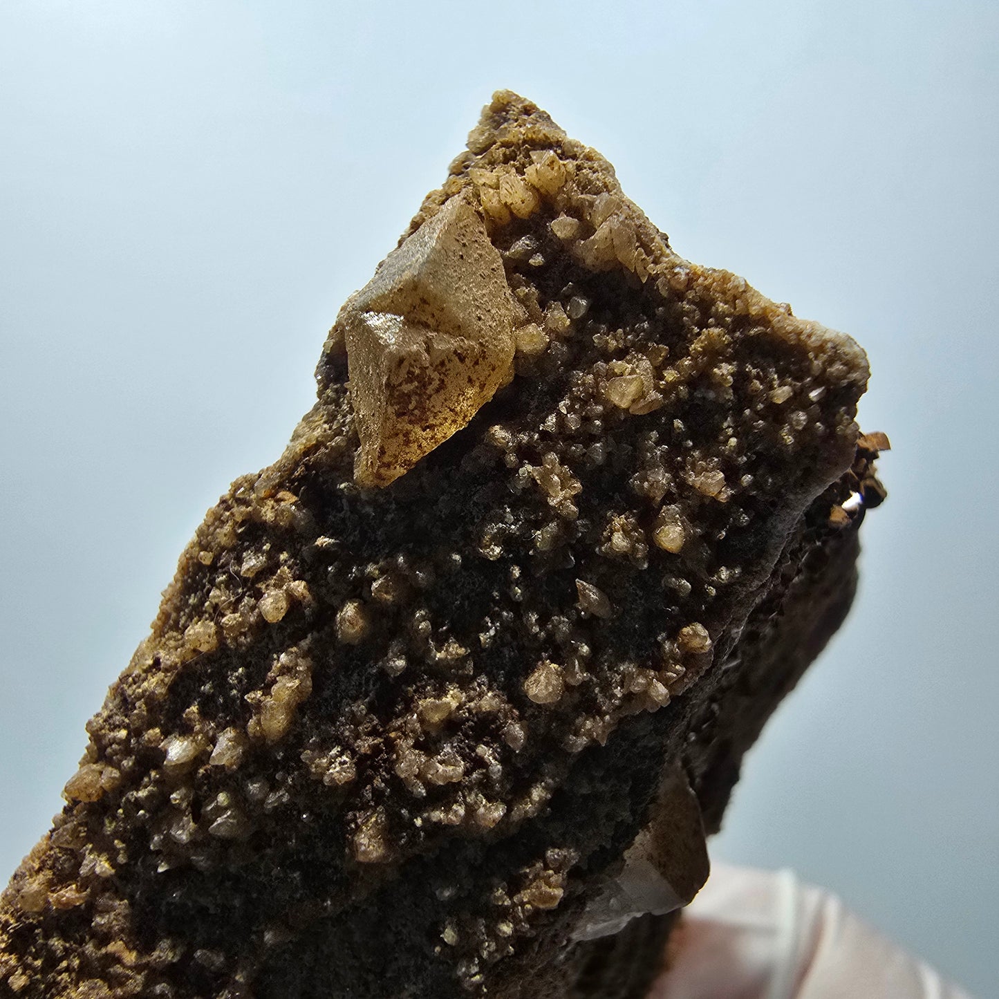 Seltene Calcit XX auf Matrix Kristall Spitze, gelb Erongo, Namibia 108*43*38mm #13116