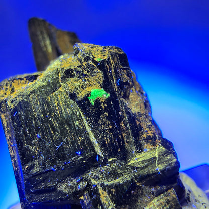 Seltene Schörl Turmalin, Hyalit Opal Stufe Erongo, Namibia 38*26*20mm #13132