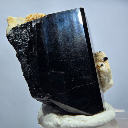 Symmetrische Schörl Turmalin, Hyalit Opal, Orthoklas Stufe Erongo, Namibia 35*29*20mm #13151