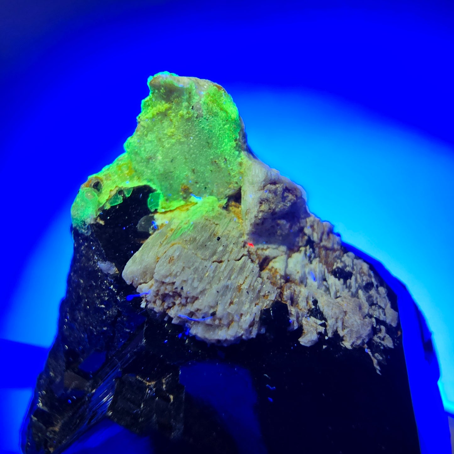 Symmetrische Schörl Turmalin, Hyalit Opal, Orthoklas Stufe Erongo, Namibia 35*29*20mm #13151