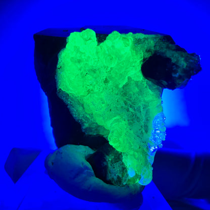 Symmetrische Schörl Turmalin, Hyalit Opal Stufe Erongo, Namibia 35*30*28mm #13154