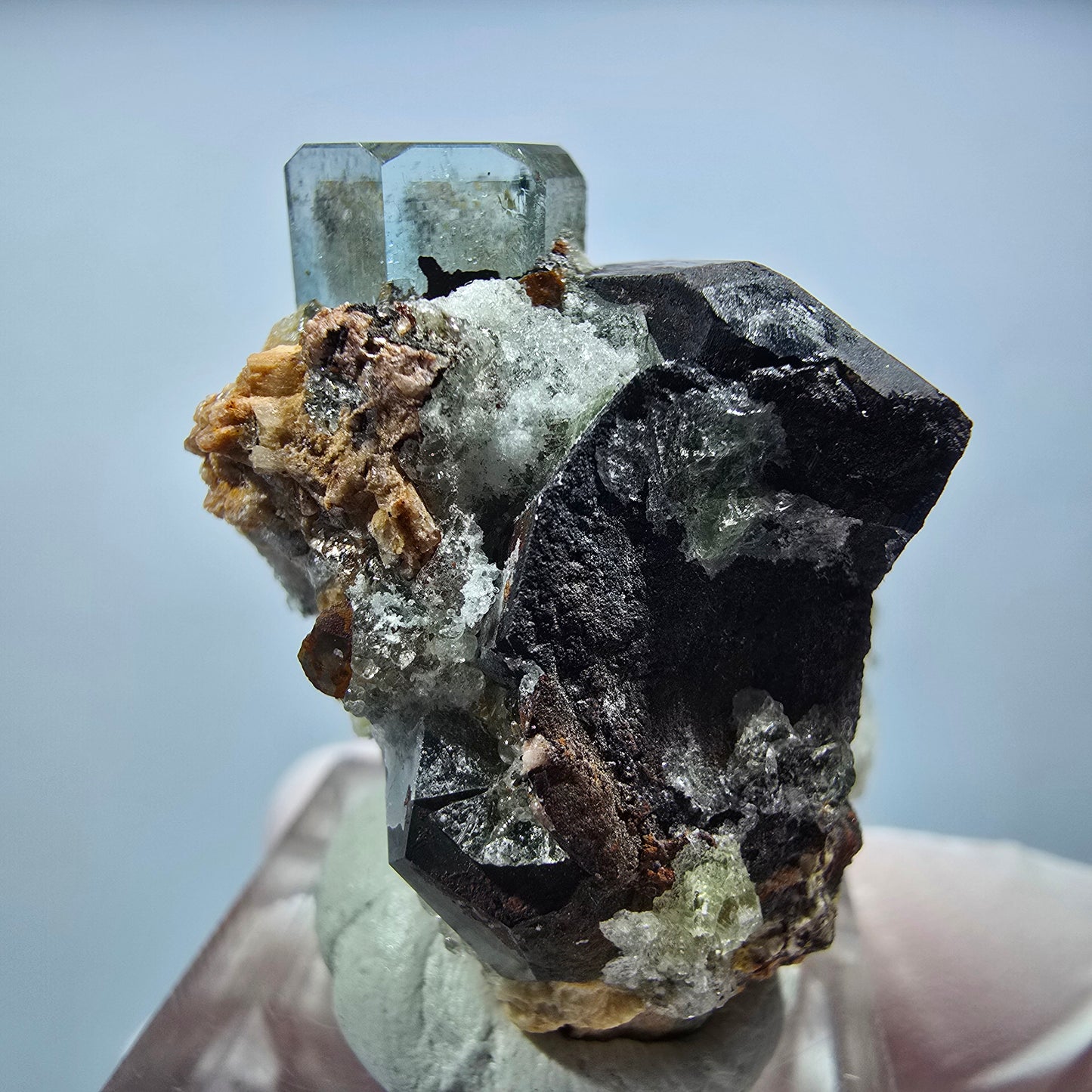Seltene Aquamarin, Schörl Turmalin, Hyalit Opal Stufe Erongo, Namibia 38*32*25mm #13158