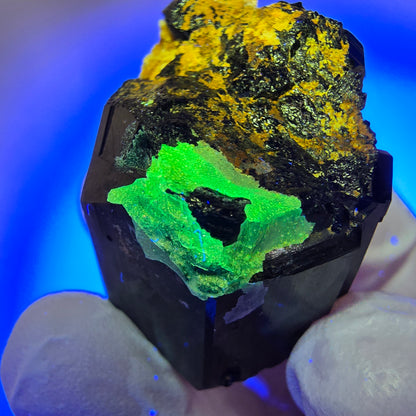 Symmetrische Schörl Turmalin, Hyalit Opal, Orthoklas Stufe Erongo, Namibia 30*29*21mm #13162