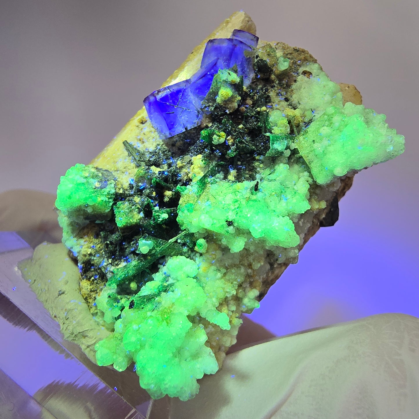 Phantom Fluorit, Hyalit Opal, Schörl Turmalin auf Orthoklas Erongo, Namibia 44*30*23mm #13170