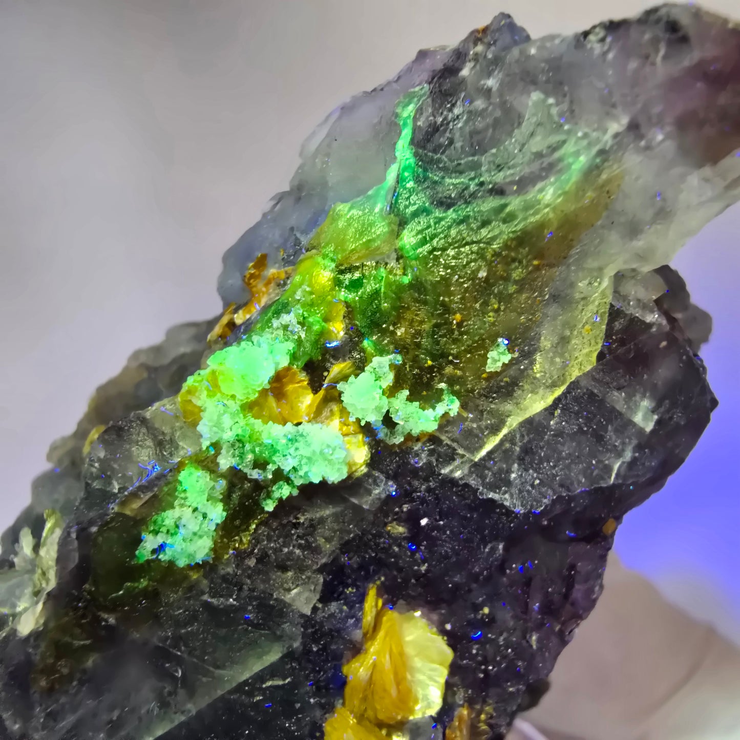 Phantom Fluorit, Hyalit Opal, Schörl Turmalin, Muskovit Erongo, Namibia 77*43*40mm #13171