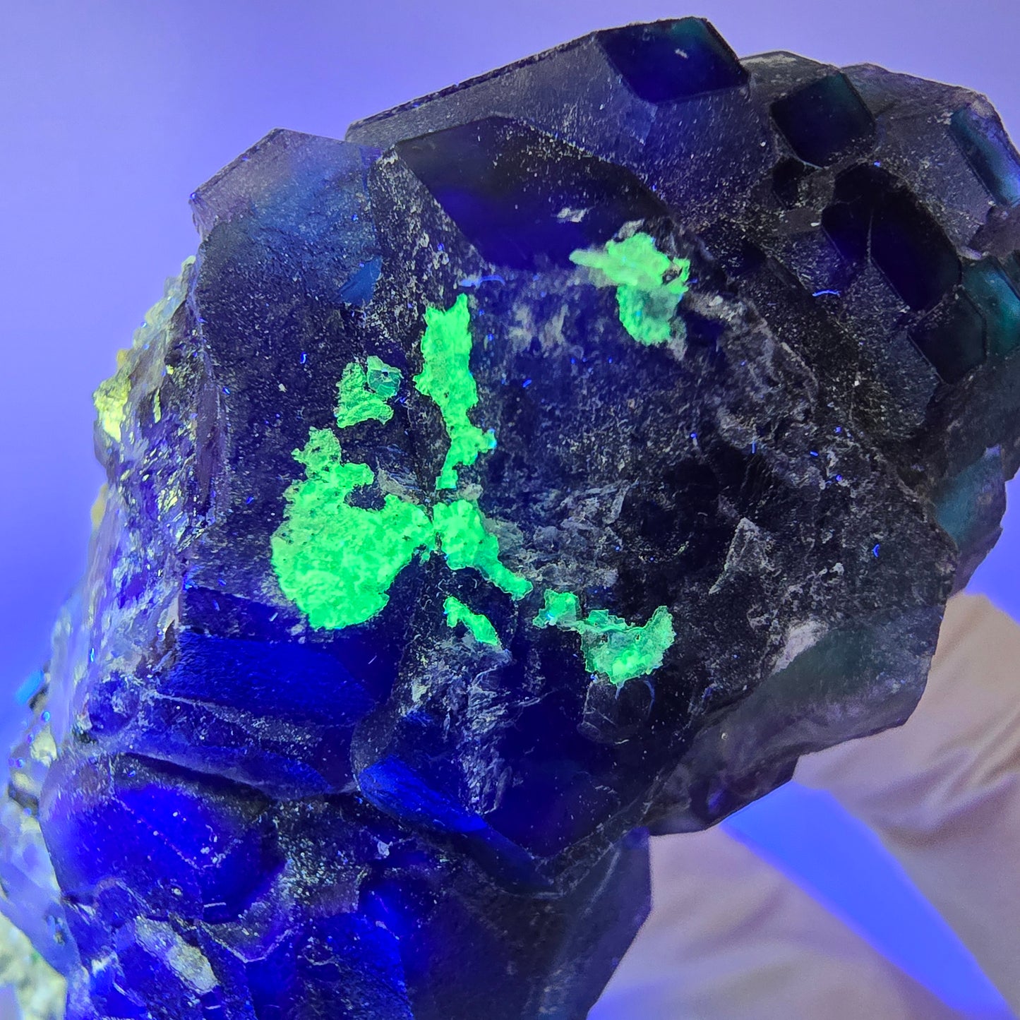 Phantom Fluorit Würfel, hexagonal, Hyalit Opal, Muskovit Stufe Erongo, Namibia 61*38*33mm #13177