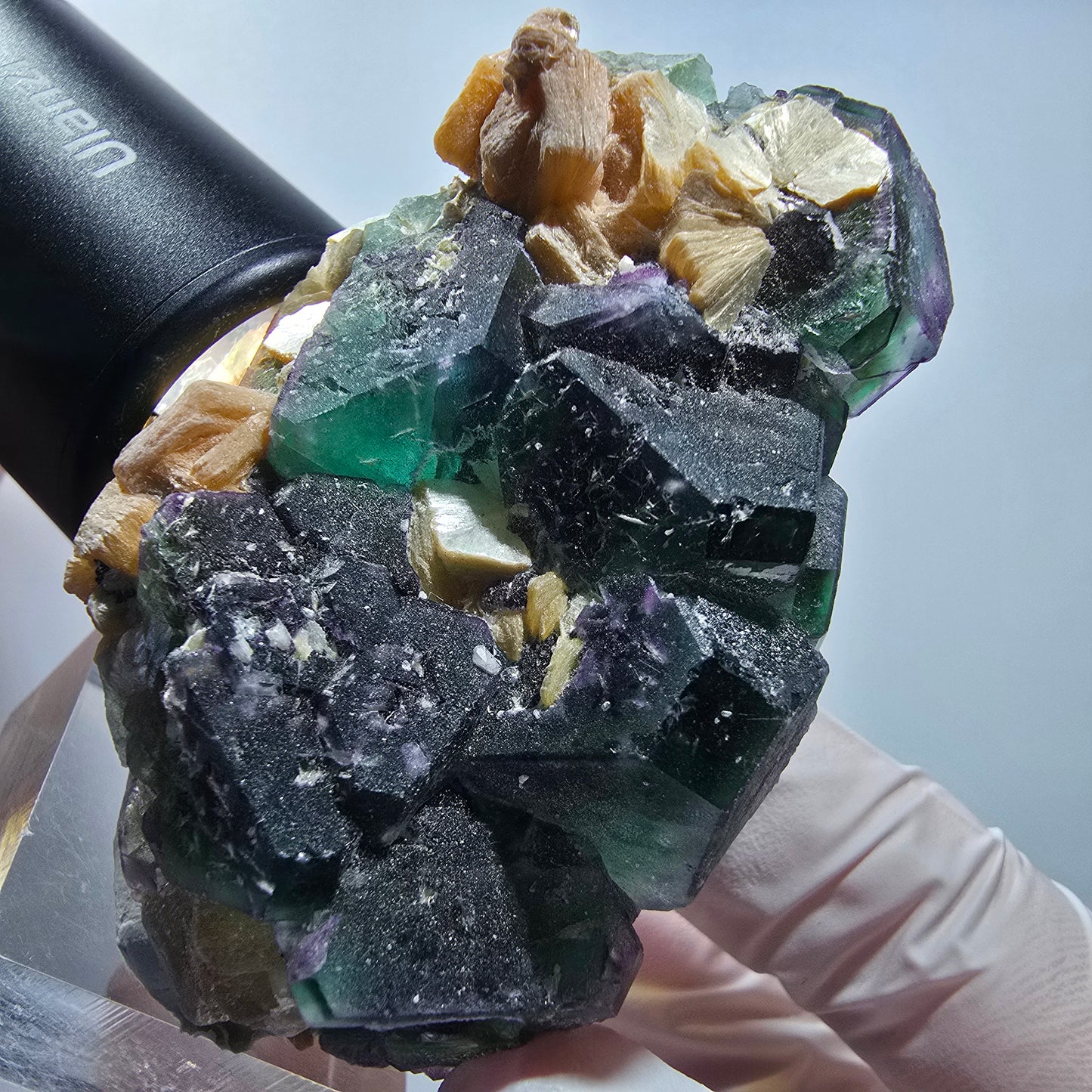 Phantom Fluorit Würfel, hexagonal, Muskovit Stufe Erongo, Namibia 65*47*39mm #13178