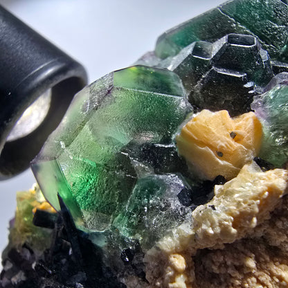 Phantom Fluorit, hexagonal, Hyalit, Schörl Turmalin, Muskovit Erongo, Namibia 103*41*46mm #13192