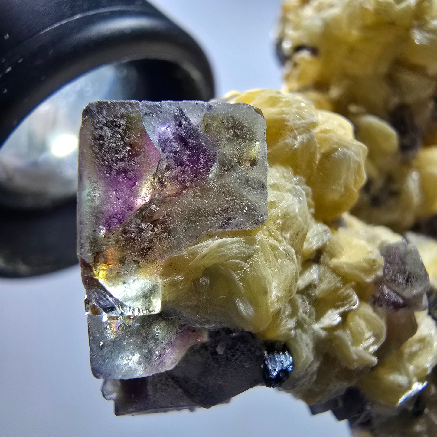 Bunte Phantom Fluorit, Muskovit, Schörl Turmalin Stufe Erongo, Namibia 50*45*24mm #13194