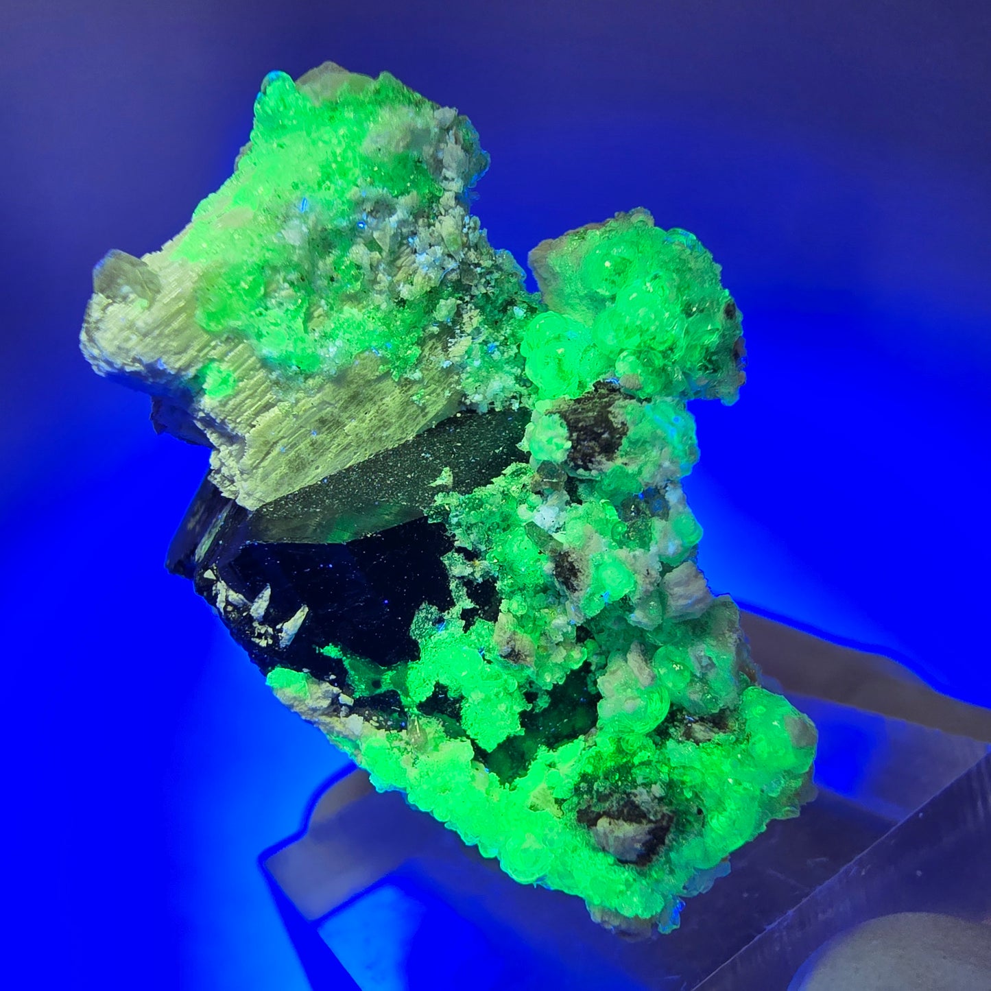Symmetrische Schörl Turmalin, Hyalit Opal, Orthoklas Stufe Erongo, Namibia 38*27*22mm #13201
