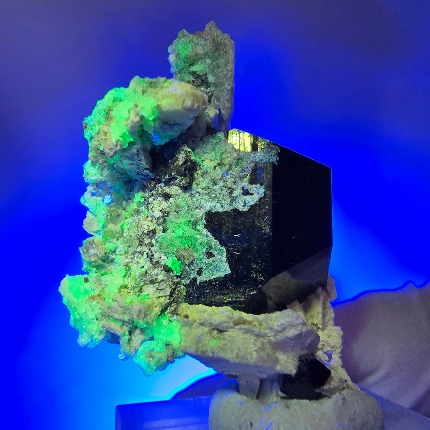 Symmetrische Schörl Turmalin, Hyalit Opal, Orthoklas Stufe Erongo, Namibia 38*27*22mm #13201