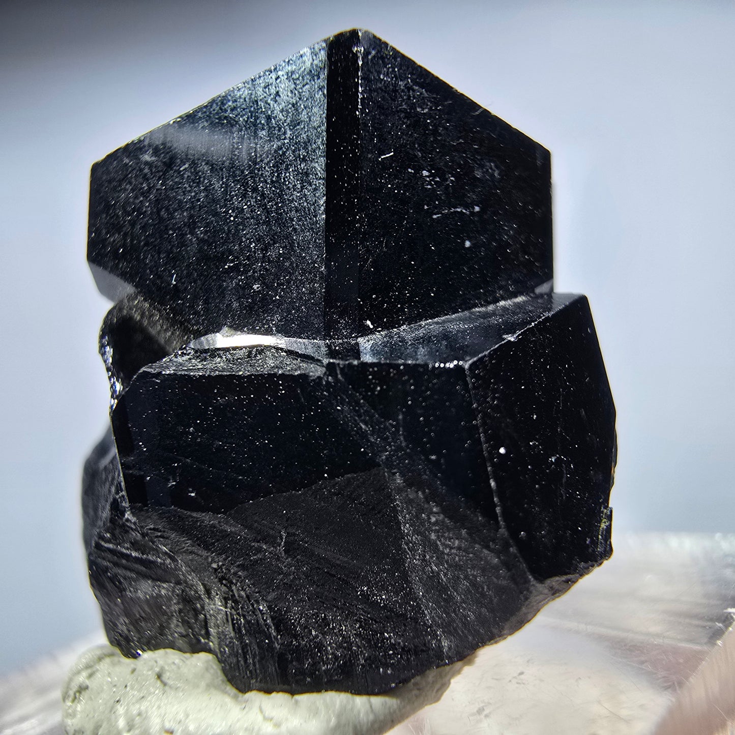 Symmetrische Schörl Turmalin Stufe Erongo, Namibia 29*24*19mm #13208