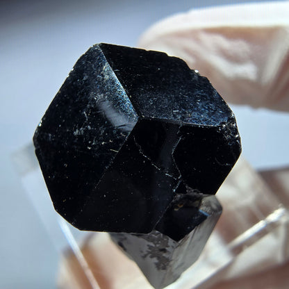 Symmetrische Schörl Turmalin Stufe Erongo, Namibia 22*22*17mm #13212