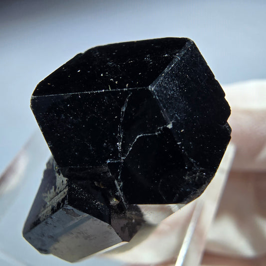 Symmetrische Schörl Turmalin Stufe Erongo, Namibia 22*22*17mm #13212
