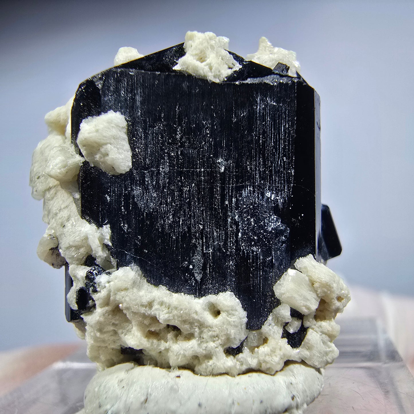 Symmetrische Schörl Turmalin, Orthoklas Stufe Erongo, Namibia 23*20*18mm #13213
