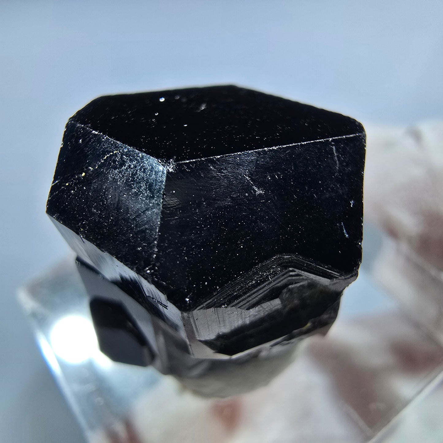 Symmetrische Schörl Turmalin Stufe Erongo, Namibia 19*16*16mm #13220