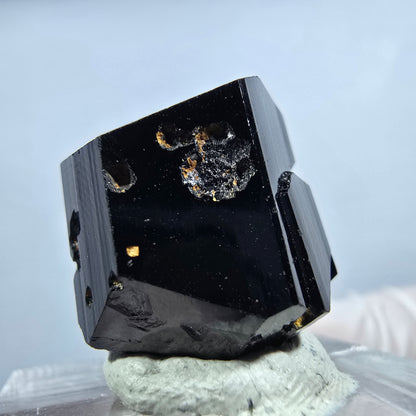 Symmetrische Schörl Turmalin Stufe Erongo, Namibia 19*16*16mm #13220