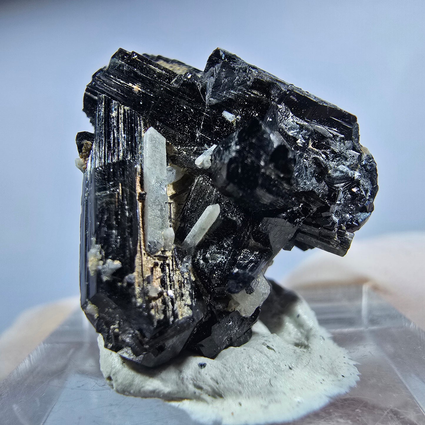Seltene Schörl Turmalin, Rauchquarz Stufe Erongo, Namibia 24*21*17mm #13226