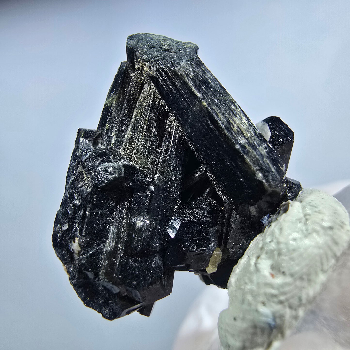 Seltene Schörl Turmalin, Rauchquarz Stufe Erongo, Namibia 24*21*17mm #13226