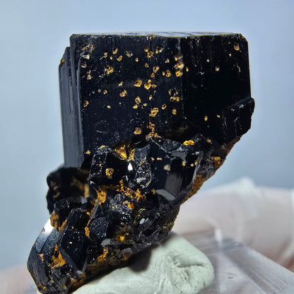 Symmetrische Schörl Turmalin Stufe Erongo, Namibia 30*24*23mm #13247